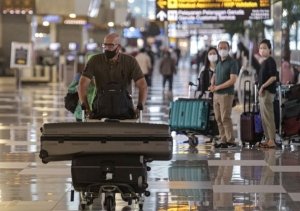 Imigrasi Jakarta Selatan Deportasi 2 WN Vietnam Praktik Dokter Ilegal